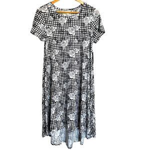 LuLaRoe Carly Swing Dress Black and White Rose Size XS NWT